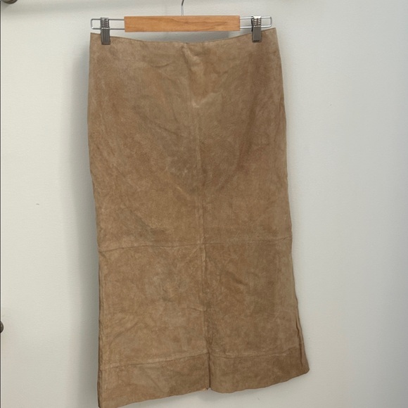Kenneth Cole 100% Genuine Suede Leather Midi Skirt | Size 8 - Picture 1 of 9